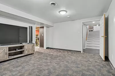 558 10th Street, Lincoln, IL 62656 - Photo 22