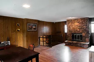 400 S Mt Prospect Rd, Mount Prospect, IL 60056 - Photo 8