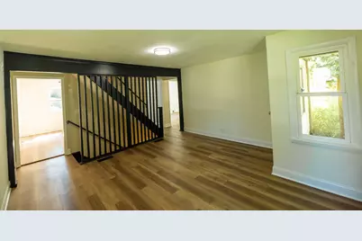 816 Jordan Place, Rockford, IL 61108 - Photo 4