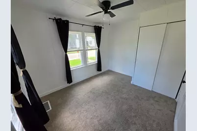 907 Retz Drive, Ottawa, IL 61350 - Photo 6