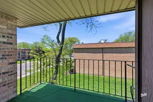 720 Hill Dr, Hoffman Estates, IL 60169 - Photo 10