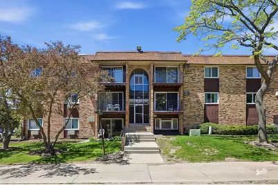 720 Hill Drive #8-302, Hoffman Estates, IL 60169 - Photo 2