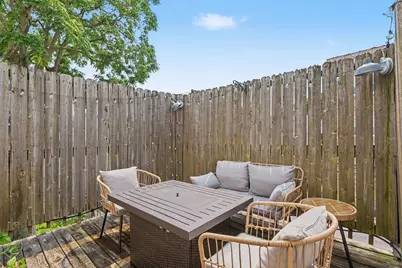 1619 W Hollywood Avenue #3, Chicago, IL 60660 - Photo 12