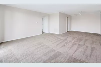 111 Acacia Drive #315, Indian Head Park, IL 60525 - Photo 12