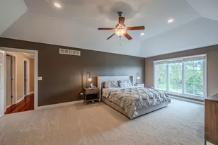 4204 Chaparral Dr, Naperville, IL 60564 - Photo 18