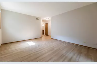 2516 Red Oak Trail, Crest Hill, IL 60403 - Photo 16