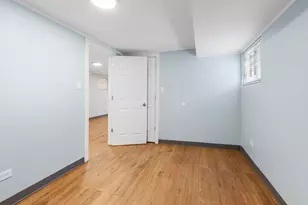 1402 E 76th St, Chicago, IL 60619 - Photo 24