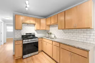 1402 E 76th St, Chicago, IL 60619 - Photo 8