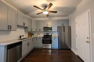 148 W 117th St, Chicago, IL 60628 - Photo 12