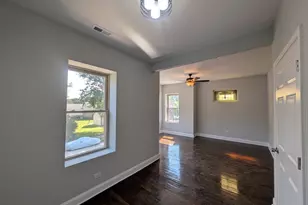 148 W 117th St, Chicago, IL 60628 - Photo 6