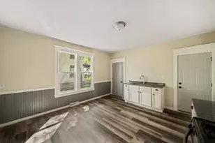 1439 8th Ave, Rockford, IL 61104 - Photo 8