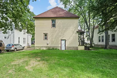 1439 8th Avenue #1, Rockford, IL 61104 - Photo 4