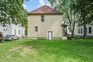 1439 8th Ave, Rockford, IL 61104 - Photo 4