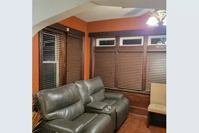 7230 S Luella Avenue, Chicago, IL 60649 - Photo 4
