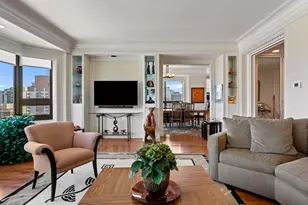 1410 N State Pkwy, Chicago, IL 60610 - Photo 8