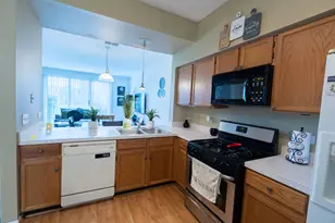 4489 W Brownstone Way, Waukegan, IL 60085 - Photo 8