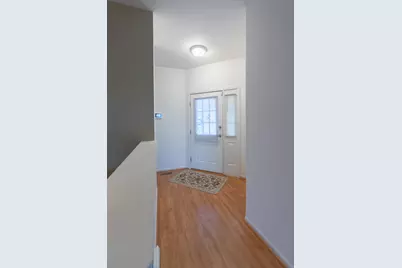 4489 W Brownstone Way #4489, Waukegan, IL 60085 - Photo 4