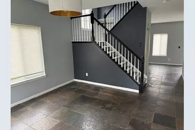 384 Reston Circle, Romeoville, IL 60446 - Photo 4