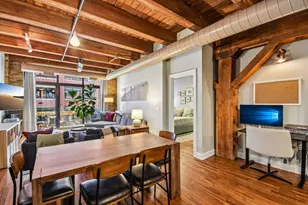 520 W Huron St, Chicago, IL 60654 - Photo 24
