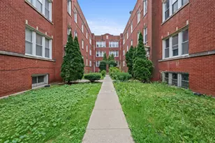 1303 E 71st Pl, Chicago, IL 60619 - Photo 2