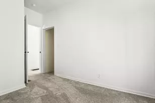655 W Clark St, Freeport, IL 61032 - Photo 16