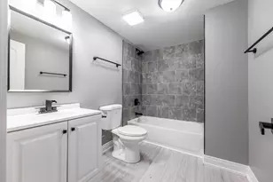806 S 19th Ave, Maywood, IL 60153 - Photo 24