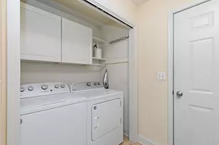 1426 Beach Ln, Sycamore, IL 60178 - Photo 16