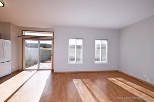 2824 Wheatland Ct, Naperville, IL 60564 - Photo 8