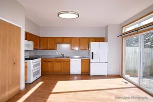 2824 Wheatland Ct, Naperville, IL 60564 - Photo 6