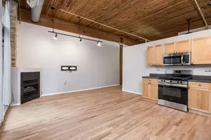1801 S Michigan Ave, Chicago, IL 60616 - Photo 6