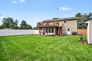 136 Augusta Rd, Oswego, IL 60543 - Photo 22