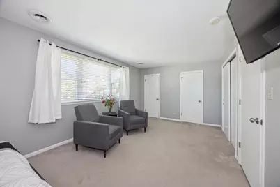 7624 Kilbourn Avenue, Skokie, IL 60076 - Photo 22