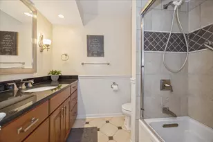 7624 Kilbourn Ave, Skokie, IL 60076 - Photo 18