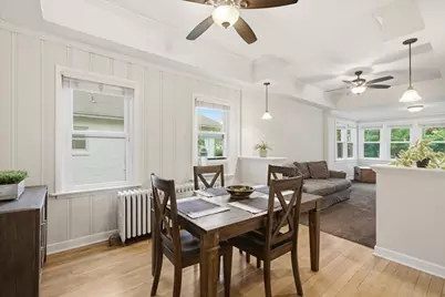 141 N Cedar Street, Palatine, IL 60067 - Photo 6