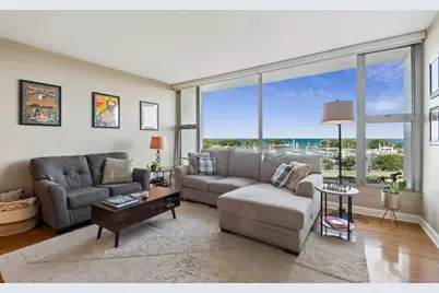 3200 N Lake Shore Drive #710, Chicago, IL 60657 - Photo 8