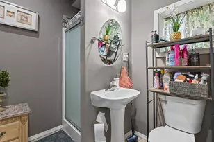 211 Casseday Ave, Joliet, IL 60432 - Photo 10