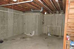 1755 Riverwoods Dr, Melrose Park, IL 60160 - Photo 28