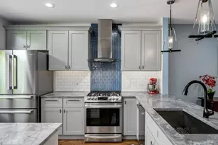 2731 N Janssen Ave, Chicago, IL 60614 - Photo 16