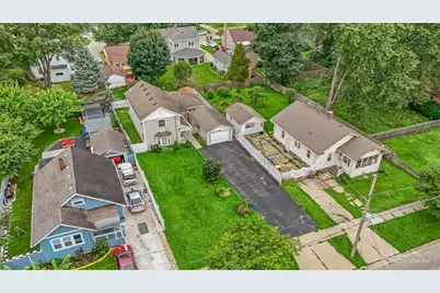 122 S Edison Avenue, Elgin, IL 60123 - Photo 42
