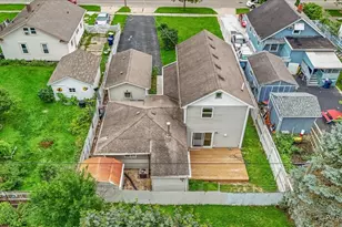 122 S Edison Ave, Elgin, IL 60123 - Photo 38