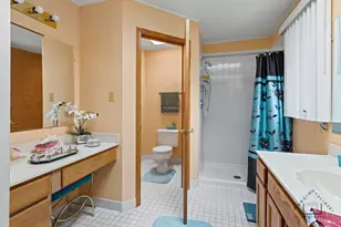 2141 W Cimarron Way, Addison, IL 60101 - Photo 14