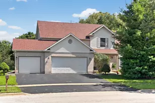 1350 Arneita St, Sycamore, IL 60178 - Photo 2