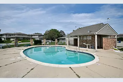 1409 Fremont Drive #NONE, Hanover Park, IL 60133 - Photo 12