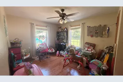 18205 Irvington Road, Centralia, IL 62801 - Photo 10