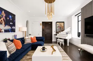 118 E Erie St, Chicago, IL 60611 - Photo 2