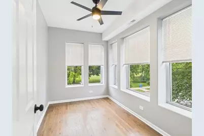 1729 E 67th Street #2E, Chicago, IL 60649 - Photo 8
