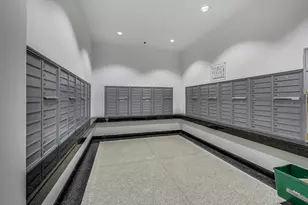 757 N Orleans St, Chicago, IL 60654 - Photo 24
