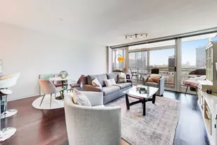 757 N Orleans St, Chicago, IL 60654 - Photo 4