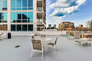 757 N Orleans St, Chicago, IL 60654 - Photo 18