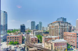 757 N Orleans St, Chicago, IL 60654 - Photo 16